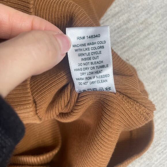 Amo Women's Puff Sleeve Ribbed Turtleneck Top in Sepia Small 100% Cotton Tan - Picture 5 of 5